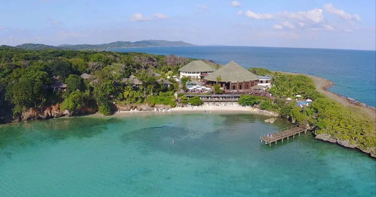 Media Luna - Top 3 All-Included Day Pass - Hidden Sanctuary Roatan Day Tours