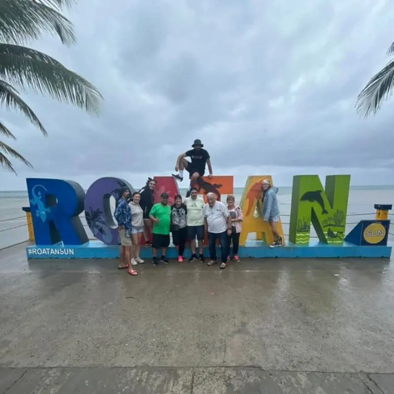 Roatan Day Tours - Your Guide to Paradise