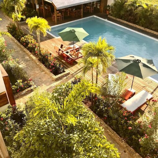 Voyage Organise 8 Une vue aérienne de la piscine du Naboo Resort and Dive Center